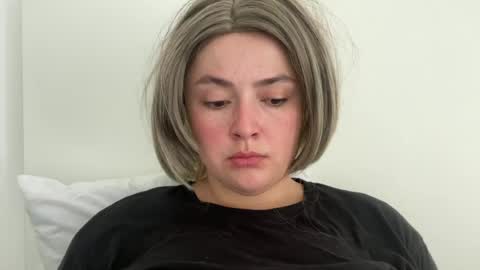 emily_morning_dew online show from June 22, 6:54 am