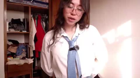 emily_pearl_ online show from September 19, 9:26 pm