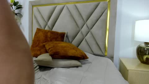 Snapshot of emily_queen7 chatting on December 31, 4:38 am Emily online show from December 31, 4:38 am