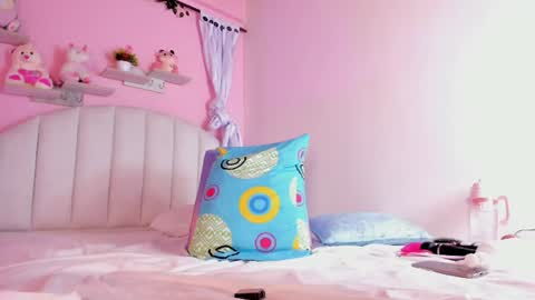 Emily online show from July 22, 6:49 am