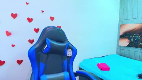       online show from February 14, 2:36 pm