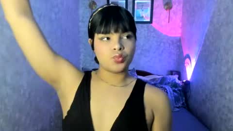 emily_rosue_ online show from July 21, 1:41 am