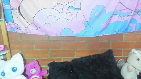 Snapshot of emily_salvatore chatting on November 27, 6:43 pm emily_salvatore online show from November 27, 6:43 pm