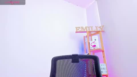 Emily online show from October 13, 2:39 pm