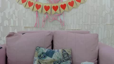 Snapshot of emily_sejmet chatting on February 22, 10:30 pm SEJMET LOVE online show from February 22, 10:30 pm