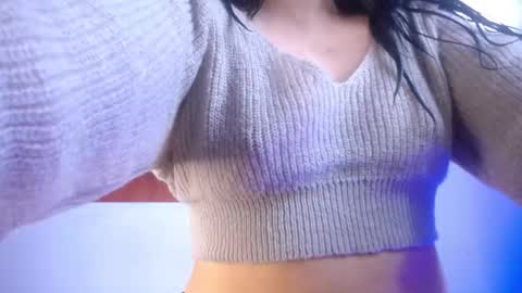 Emily Trujillo online show from November 16, 9:59 am