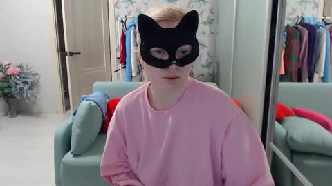 Emily online show from March 5, 2:24 pm