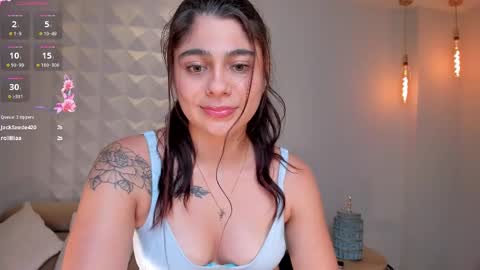 Snapshot of emilyarmstrong chatting on December 7, 6:26 pm Emily Armstrong online show from December 7, 6:26 pm