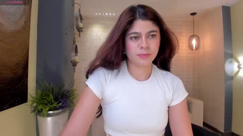 Snapshot of emilyarmstrong chatting on December 10, 12:05 pm Emily Armstrong online show from December 10, 12:05 pm