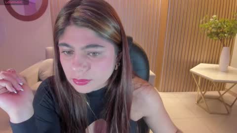 Snapshot of emilyarmstrong chatting on February 15, 12:43 pm Emily Armstrong online show from February 15, 12:43 pm