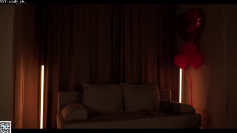 Snapshot of emilybatee chatting on March 11, 4:51 pm emilybatee online show from March 11, 4:51 pm