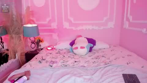 emilyborch online show from March 18, 12:08 pm