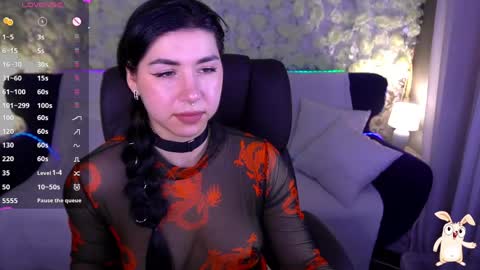 Snapshot of emilycandys chatting on June 5, 6:31 am Emy online show from June 5, 6:31 am