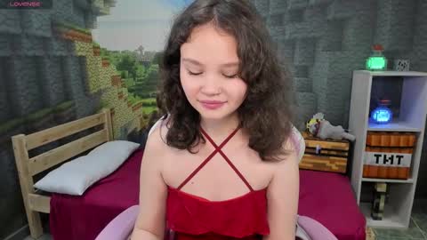 Emilyhaves online show from September 15, 5:57 pm
