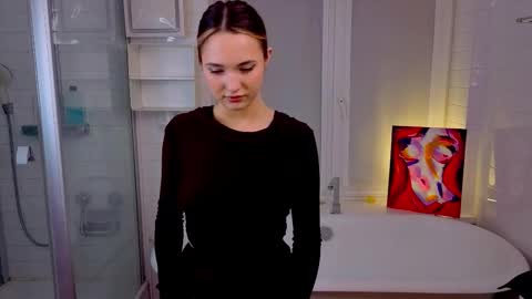 Emily online show from January 15, 6:11 pm