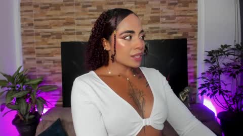 Snapshot of emilyfitness8 chatting on May 26, 11:34 pm emily online show from May 26, 11:34 pm