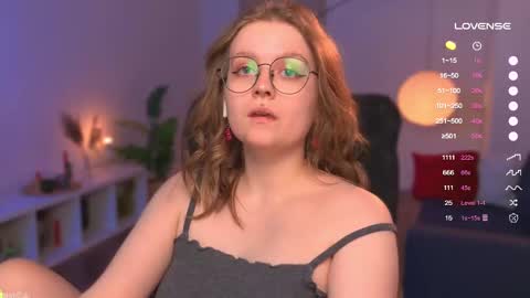 Snapshot of emilyforelsket chatting on March 7, 12:12 pm Emily online show from March 7, 12:12 pm