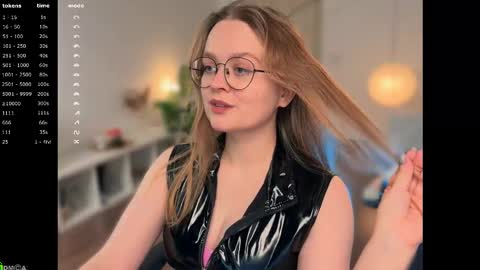 Emily  online show from January 9, 1:47 pm