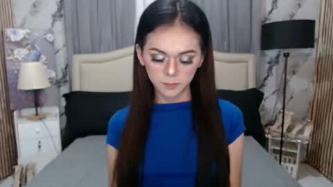 Snapshot of emilyfucker69 chatting on January 25, 1:30 pm emilyfucker69 online show from January 25, 1:30 pm