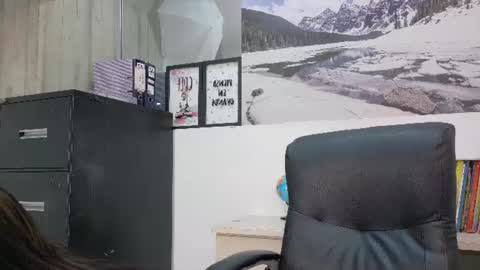 Snapshot of emilygh1_ chatting on July 19, 11:52 pm Emily online show from July 19, 11:52 pm