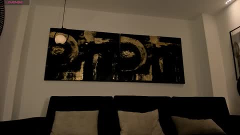 Snapshot of emilyjohnsonx chatting on December 3, 3:14 am Emily online show from December 3, 3:14 am