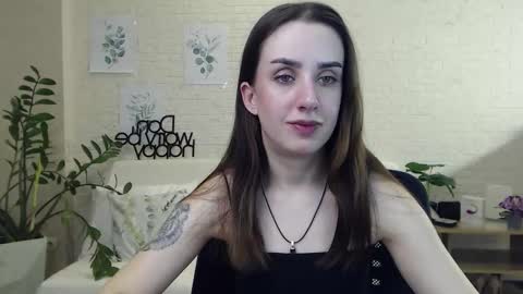 Emyli online show from January 6, 9:00 pm