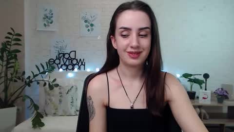 Emyli online show from January 11, 8:43 pm