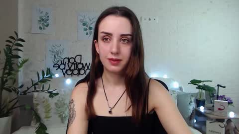 Emyli online show from January 25, 9:04 pm