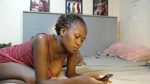 Emilly online show from March 2, 12:09 am