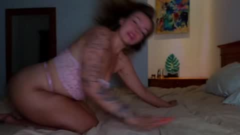 Emily Robbie online show from June 3, 2:33 pm