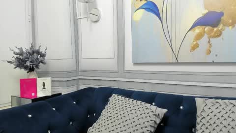 Emily online show from April 14, 11:16 am