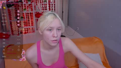 Snapshot of emilytrase chatting on February 15, 7:51 am Betty online show from February 15, 7:51 am