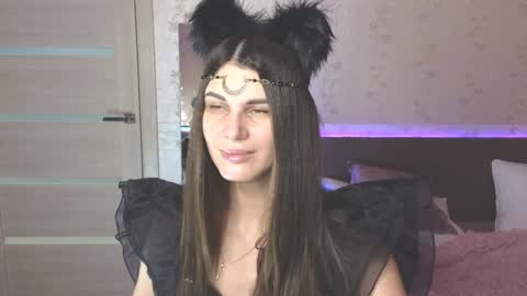 Snapshot of emilytucker chatting on January 4, 1:31 am Emily online show from January 4, 1:31 am