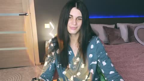 Snapshot of emilytucker chatting on January 26, 1:41 am Emily online show from January 26, 1:41 am