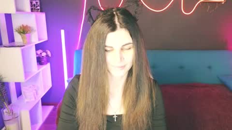 Snapshot of emilytucker chatting on March 1, 2:04 am Emily online show from March 1, 2:04 am