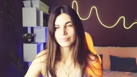 Snapshot of emilytucker chatting on October 8, 1:58 am Emily online show from October 8, 1:58 am