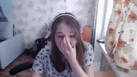 emilyway online show from March 11, 7:04 am