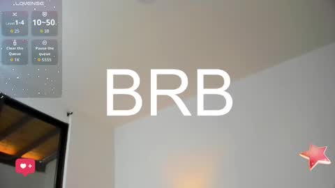 Snapshot of emilywillis8 chatting on September 28, 1:05 pm E M I L Y online show from September 28, 1:05 pm