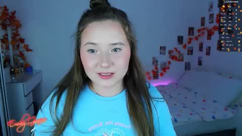 Snapshot of emilyxgrasez chatting on October 10, 8:30 pm Emily online show from October 10, 8:30 pm