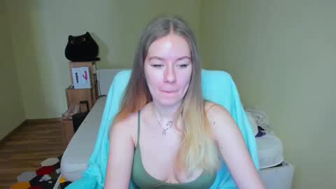 Emily online show from March 8, 7:49 am