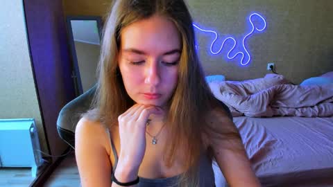 Emily online show from April 15, 9:49 am