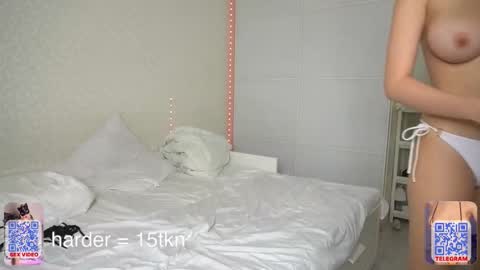 Snapshot of eminent_eva chatting on December 4, 5:43 pm Eminent Eva online show from December 4, 5:43 pm