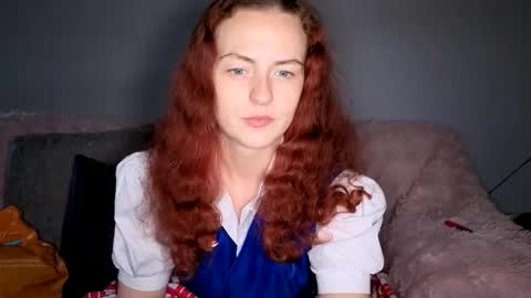 emliyjamesmjb online show from November 16, 3:28 pm