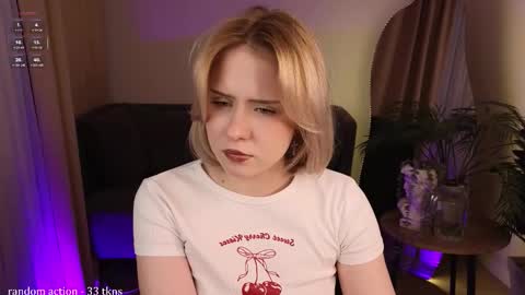 Molly online show from March 21, 2:53 pm