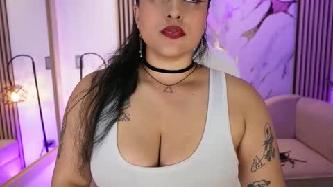 emma__walkerr_ online show from March 24, 7:08 pm