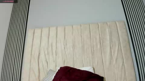 emma_and_aysha online show from August 3, 8:12 pm