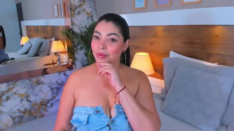 Emma  online show from February 21, 7:09 am