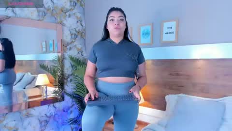 Snapshot of emma_bakker_ chatting on July 17, 5:36 am Emma online show from July 17, 5:36 am