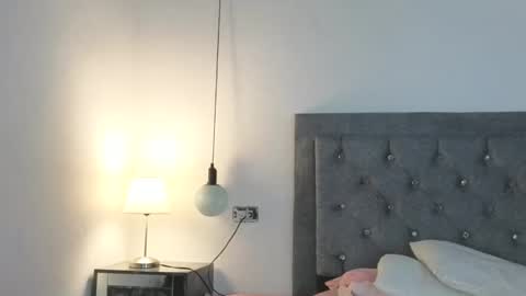 Emma online show from December 5, 5:16 am