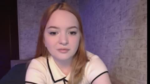Snapshot of emma_blush69 chatting on May 15, 9:27 am Emma and July online show from May 15, 9:27 am
